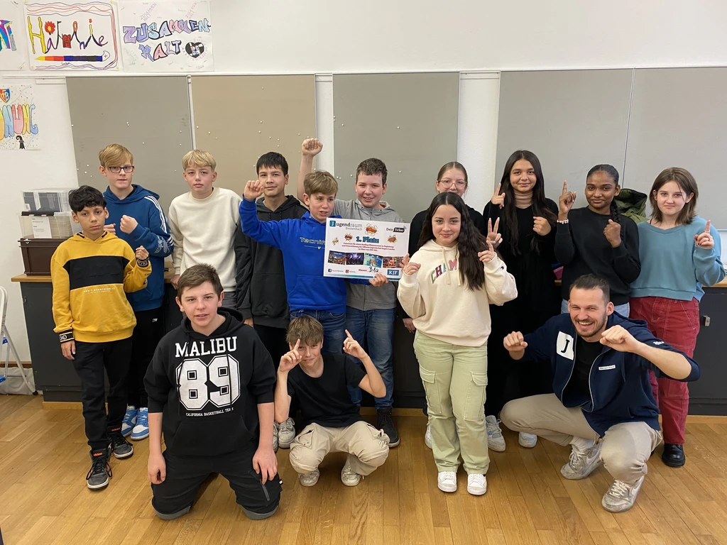 7. Klassenbesuche und -turniere